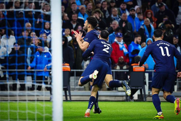 海登海姆vs法兰克福：阿尔扬-伊布拉希莫维奇、齐夫齐瓦泽首发，堂安律、瓦希出战（海登海姆迎战法兰克福：阿尔扬-伊布拉希莫维奇、齐夫齐瓦泽先发，堂安律与瓦希登场）