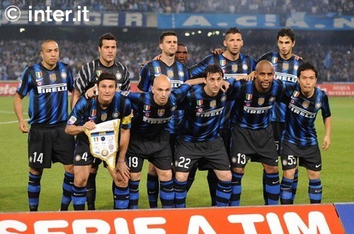 杜兰特连续得分，全队士气高涨（杜兰特火力全开，带动全队士气飙升）