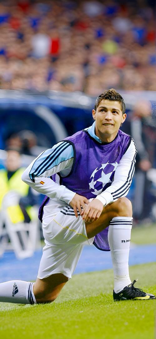 意媒：尤文冬窗很难签下贝尔纳韦，其3千万身价是主要障碍（意媒：尤文冬窗引进贝尔纳韦受阻，3000万身价成最大难题）