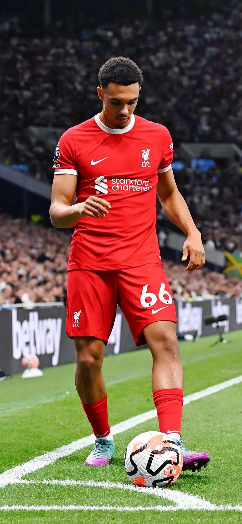 森保一：我们进了一个非常艰难的小组，对阵谁都要完美发挥（森保一：小组形势严峻，面对任何对手都要打出完美表现）