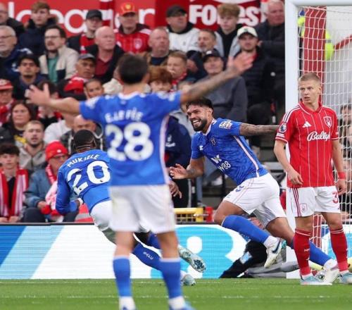 巴斯托尼：最难防的对手是亚马尔；属于皮奥的时代一定会到来（巴斯托尼：亚马尔是我遇到的最难对手；皮奥的时代终将到来）