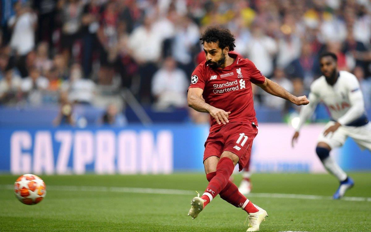 篮球火箭球员连续两场关键投篮命中