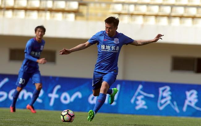 沪媒谈海港亚冠失利：能上的都上了，用尽全力仍是一声叹息（沪媒评海港亚冠出局：能上尽上，拼到最后仍是无奈叹息）