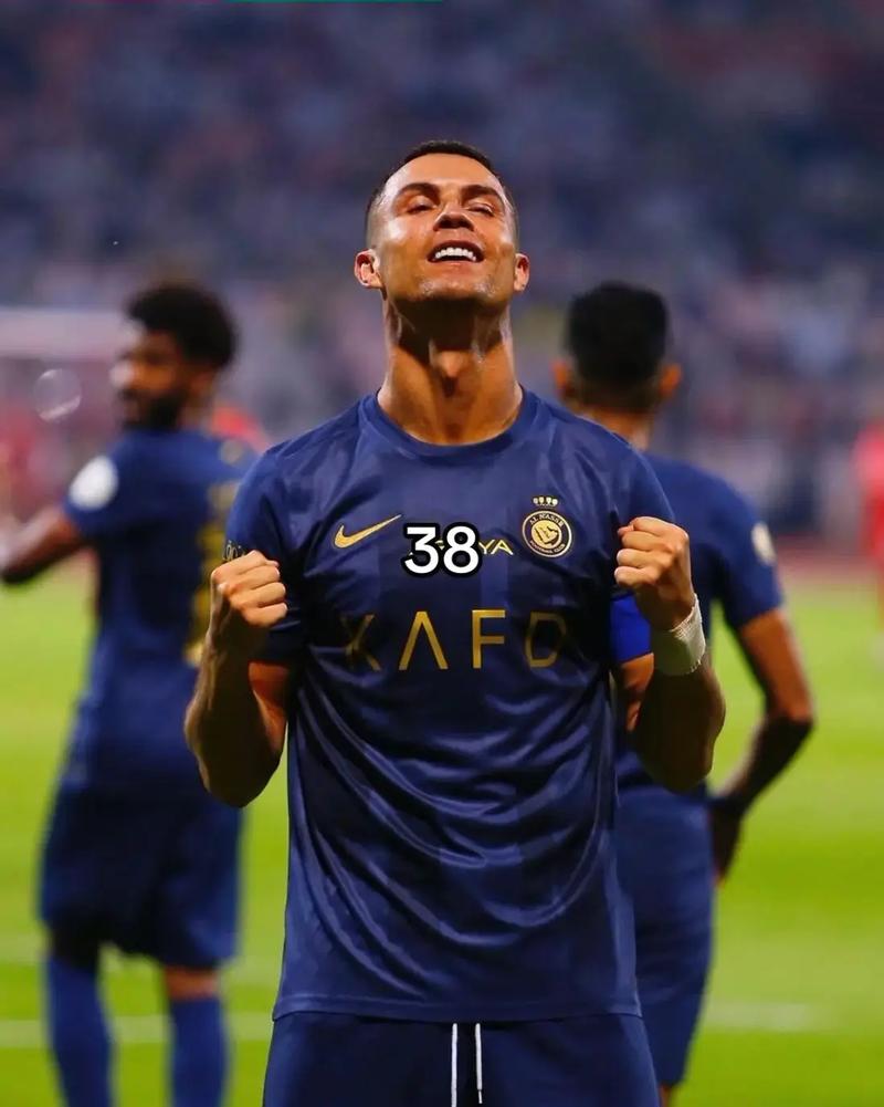 球迷投票！足协杯决赛将设“明星机位”，两队各有3人候选（球迷来定！足协杯决赛启用明星机位，双方各有3名候选）